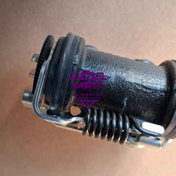 REAR WHEEL BRAKE CYLINDER 